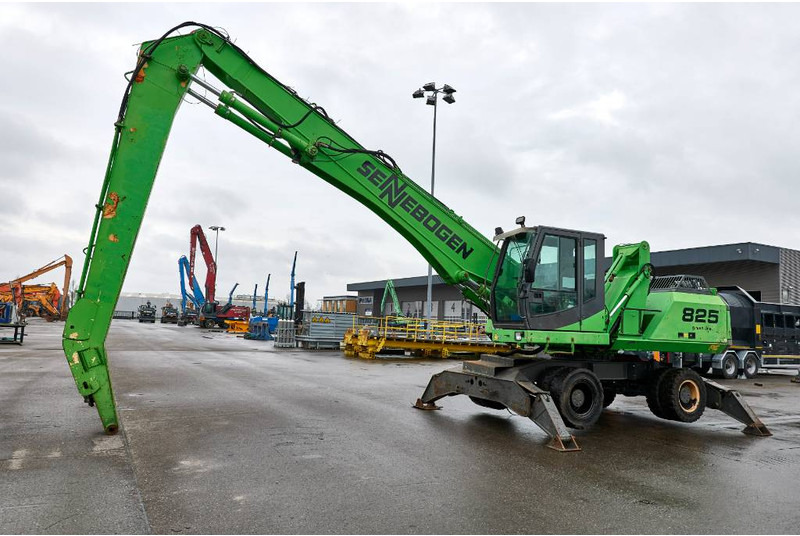 Sennebogen 825 M - Pelle de manutention: photos 3 Sennebogen 825 M - Pelle de manutention: photos 3