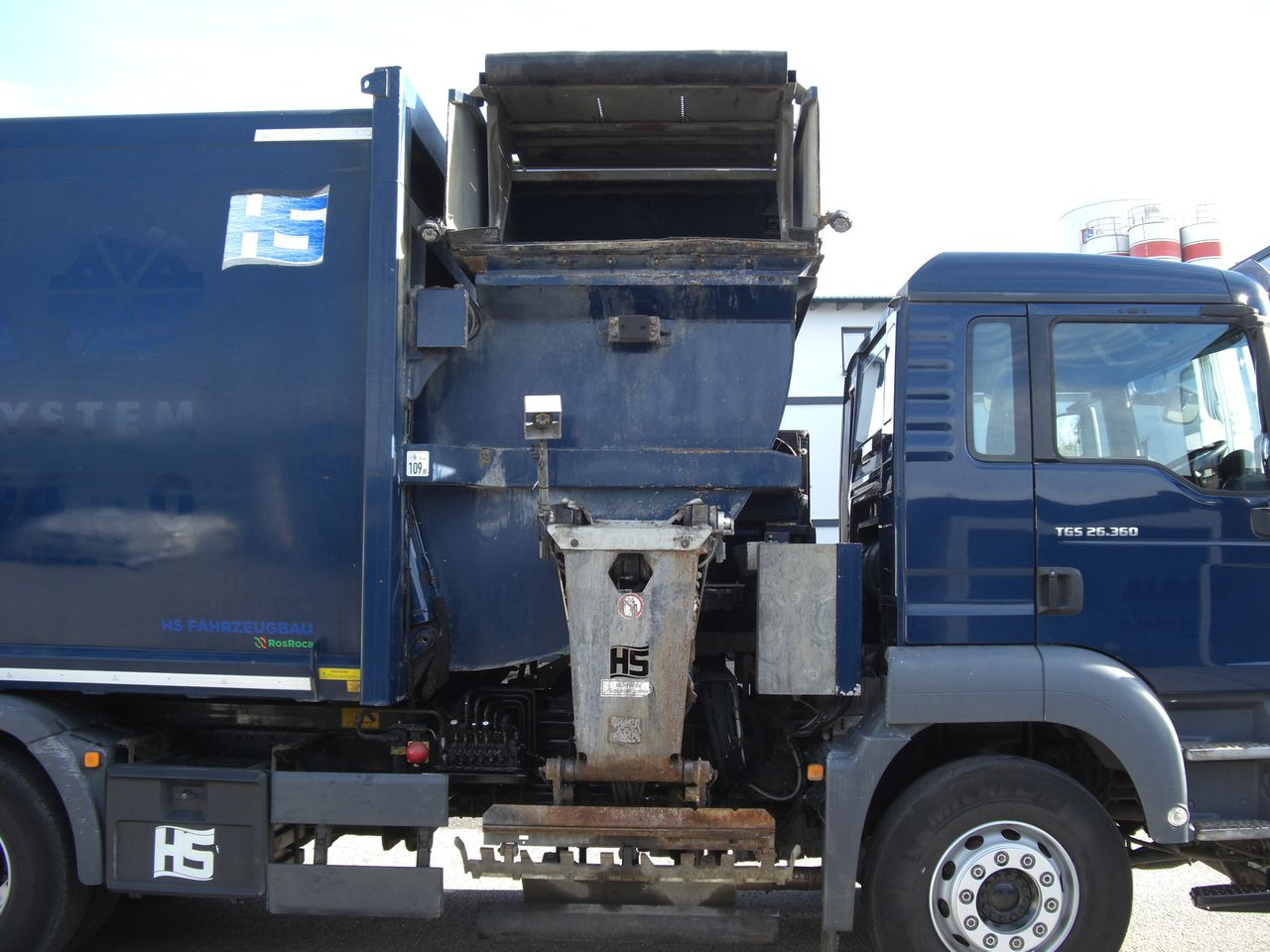 MAN 26360FNLL / RECHTSGEST. - Benne à ordures ménagères: photos 5 MAN 26360FNLL / RECHTSGEST. - Benne à ordures ménagères: photos 5