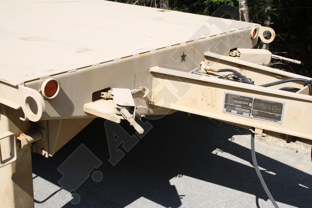 UTB (Utility, Tool and Body) XM1073 T/A - Remorque plateau: photos 3 UTB (Utility, Tool and Body) XM1073 T/A - Remorque plateau: photos 3