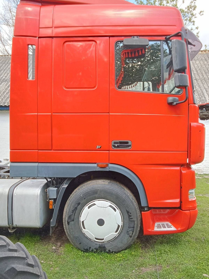 DAF XF 95.430 Tractor unit - Tracteur routier: photos 5 DAF XF 95.430 Tractor unit - Tracteur routier: photos 5