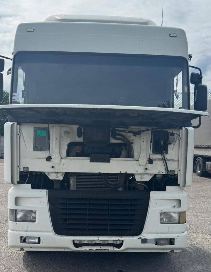 DAF XF 95 Tractor unit - Tracteur routier: photos 5 DAF XF 95 Tractor unit - Tracteur routier: photos 5