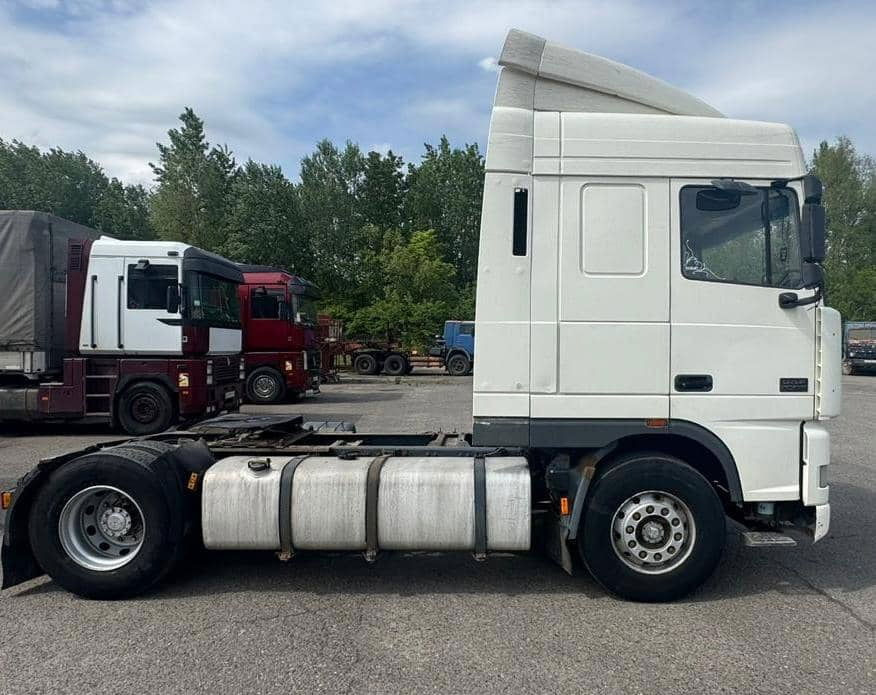 DAF XF 95 Tractor unit - Tracteur routier: photos 2 DAF XF 95 Tractor unit - Tracteur routier: photos 2