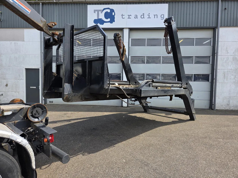 Diversen 14 ton Portaal systeem. haakarm en kabel systeem - Camion - système de câble: photos 5 Diversen 14 ton Portaal systeem. haakarm en kabel systeem - Camion - système de câble: photos 5
