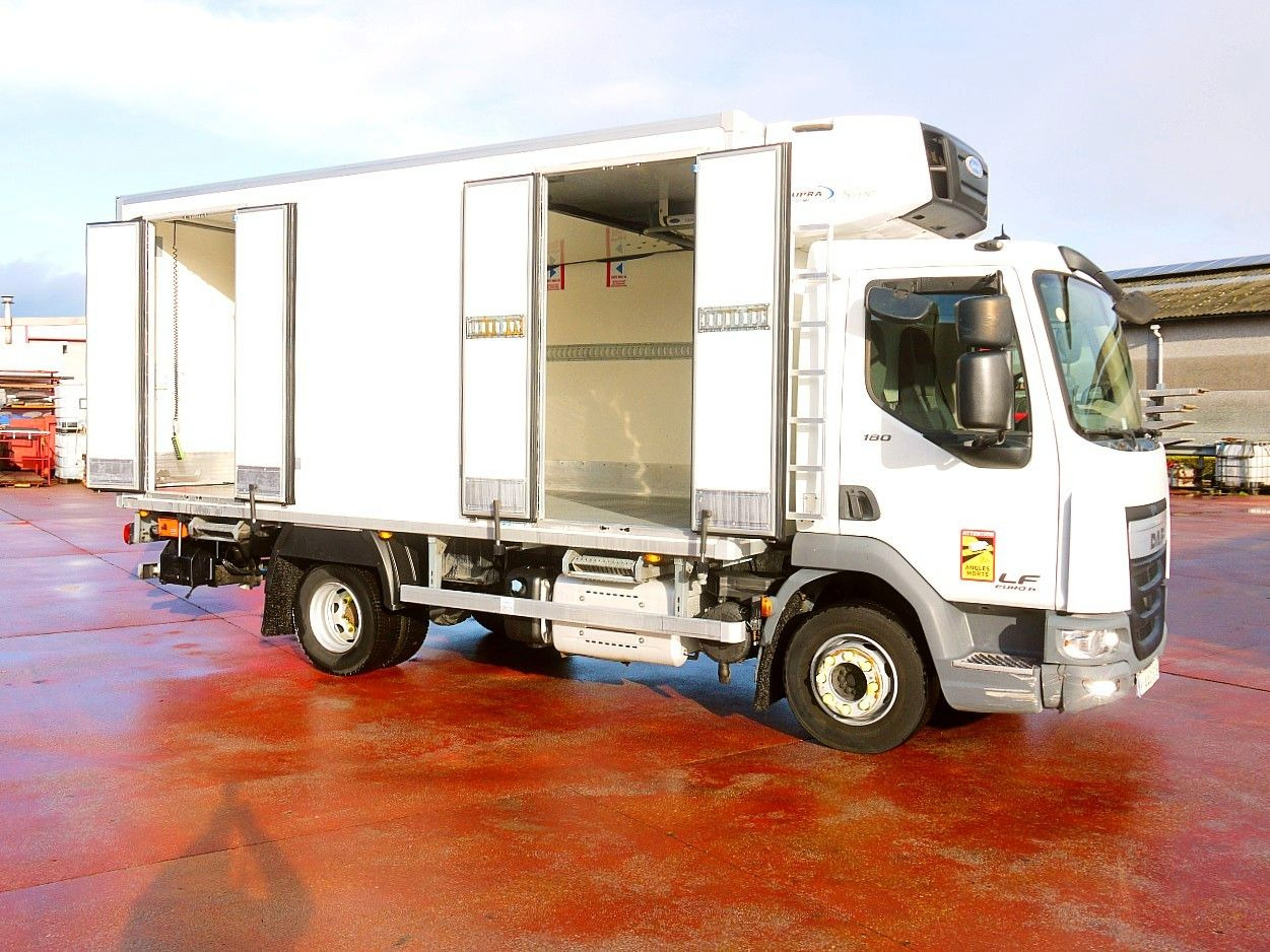 DAF LF 180 .10 KUHLKOFFER CARRIER SUPRA 750MT AIRCO - Camion frigorifique: photos 3 DAF LF 180 .10 KUHLKOFFER CARRIER SUPRA 750MT AIRCO - Camion frigorifique: photos 3