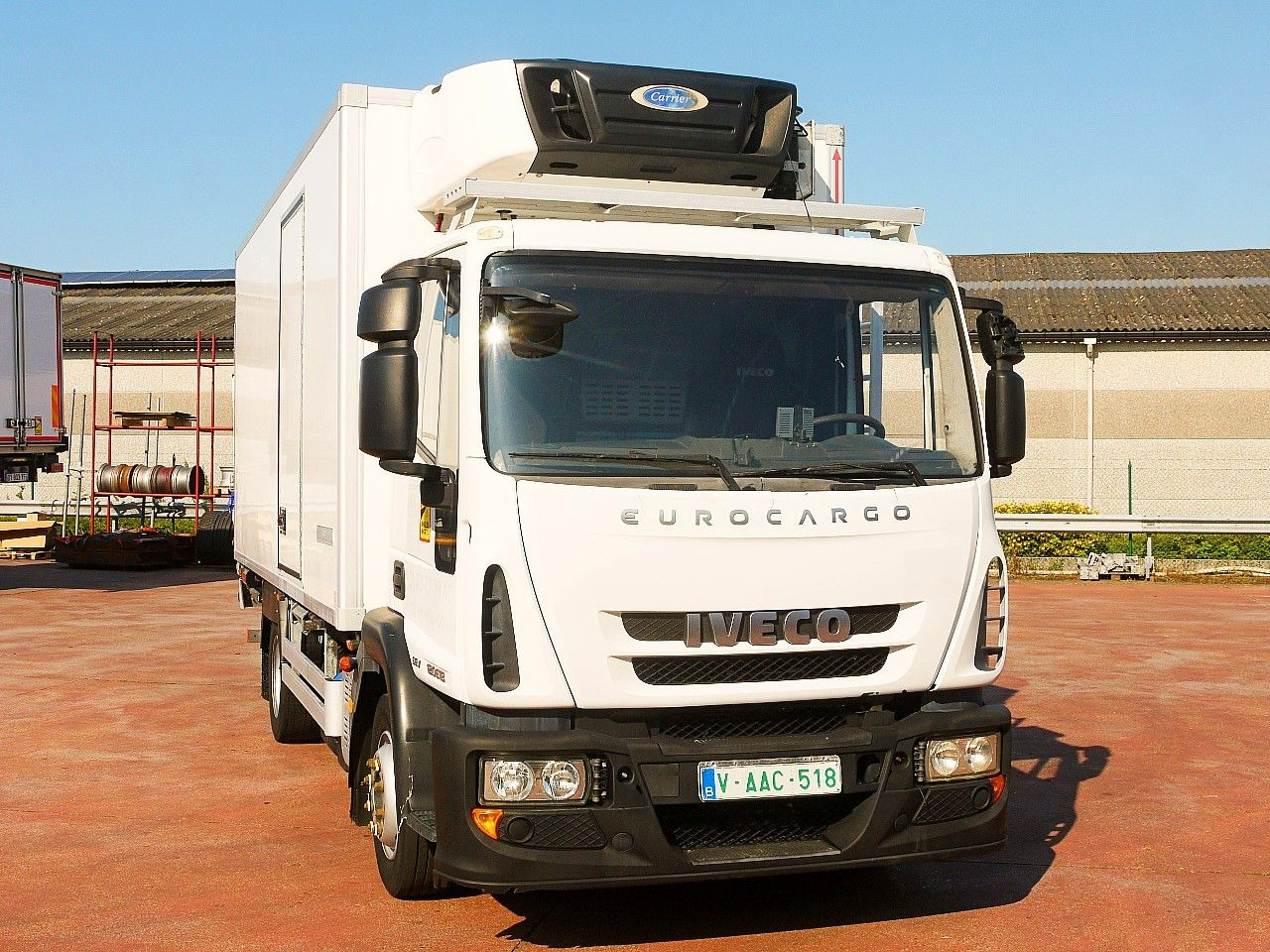 Iveco 120E18 EUROCARGO KUHLKOFFER CARRIER SUPRA 550 - Camion frigorifique: photos 1 Iveco 120E18 EUROCARGO KUHLKOFFER CARRIER SUPRA 550 - Camion frigorifique: photos 1