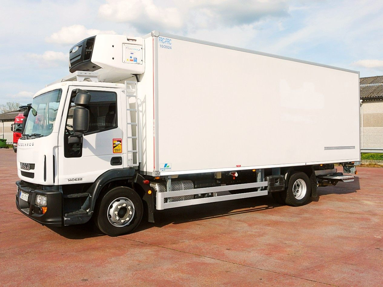 Iveco 140E22 KUHLKOFER CARRIER SUPRA 1150MT AC RETARDR - Camion frigorifique: photos 4 Iveco 140E22 KUHLKOFER CARRIER SUPRA 1150MT AC RETARDR - Camion frigorifique: photos 4