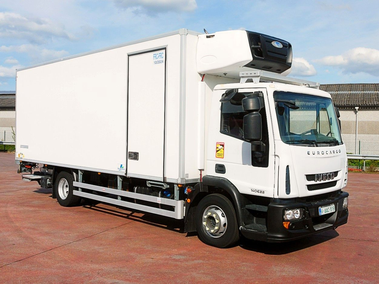 Iveco 140E22 KUHLKOFER CARRIER SUPRA 1150MT AC RETARDR - Camion frigorifique: photos 2 Iveco 140E22 KUHLKOFER CARRIER SUPRA 1150MT AC RETARDR - Camion frigorifique: photos 2