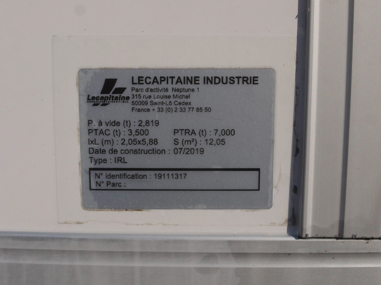 Iveco 35S14 DAILY ISOTHERMKOFFER LADEBORDWAND luft fed - Véhicule utilitaire frigorifique: photos 4 Iveco 35S14 DAILY ISOTHERMKOFFER LADEBORDWAND luft fed - Véhicule utilitaire frigorifique: photos 4