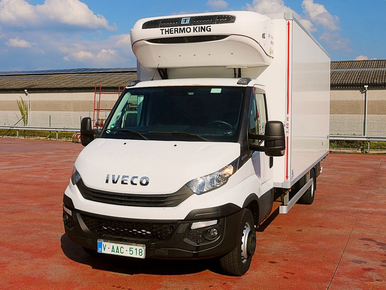 Iveco 72C21 70 65 DAILY THERMOKING T800 A/C LBW LUFT - Véhicule utilitaire frigorifique: photos 5 Iveco 72C21 70 65 DAILY THERMOKING T800 A/C LBW LUFT - Véhicule utilitaire frigorifique: photos 5