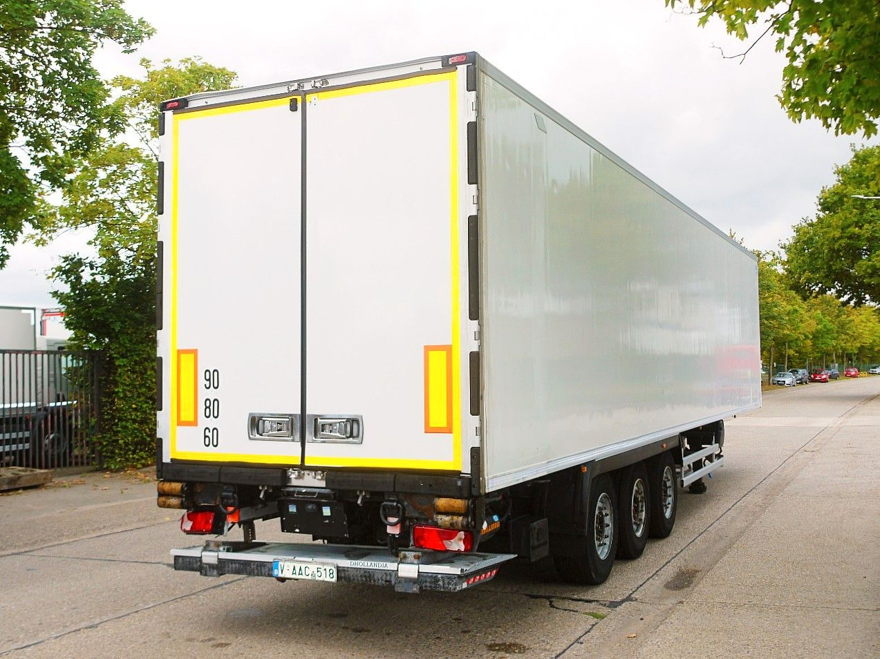 Lamberet CARRIER VECTOR 1950 MULTI TEMP. SAF. LADBORDWAND - Semi-remorque frigorifique: photos 5 Lamberet CARRIER VECTOR 1950 MULTI TEMP. SAF. LADBORDWAND - Semi-remorque frigorifique: photos 5