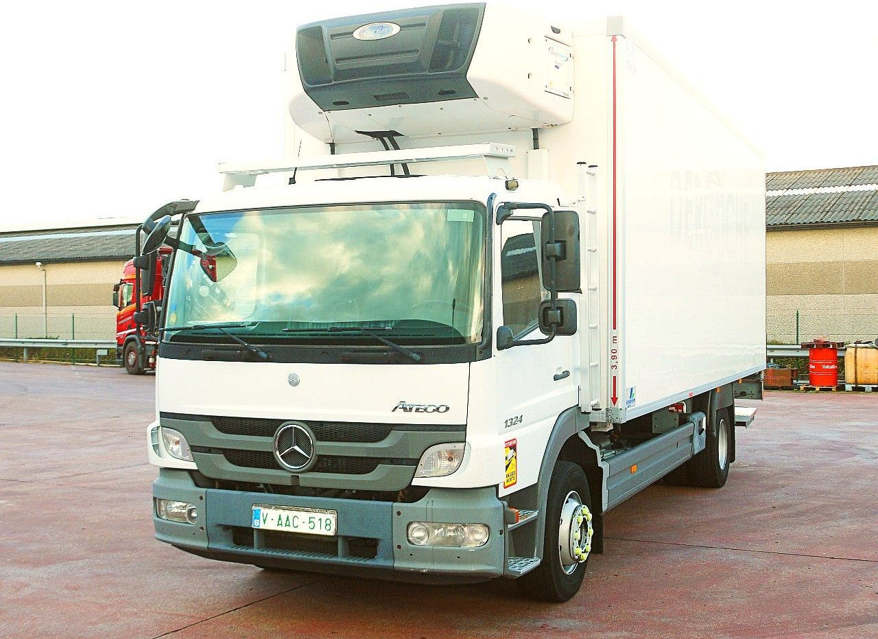 Mercedes-Benz 1324 ATEGO CARRIER SUPRA 1000MT CITY Z. A/C LUFT - Camion frigorifique: photos 5 Mercedes-Benz 1324 ATEGO CARRIER SUPRA 1000MT CITY Z. A/C LUFT - Camion frigorifique: photos 5
