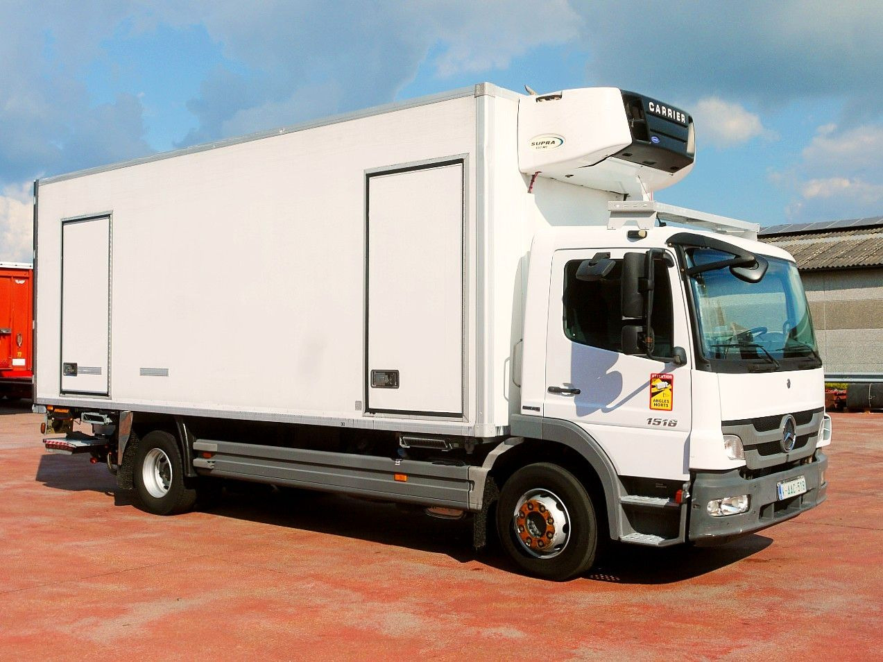 Mercedes-Benz 1518 ATEGO KUHLKOFER CARRIER SUPRA 850 Mult LUFT - Camion frigorifique: photos 2 Mercedes-Benz 1518 ATEGO KUHLKOFER CARRIER SUPRA 850 Mult LUFT - Camion frigorifique: photos 2