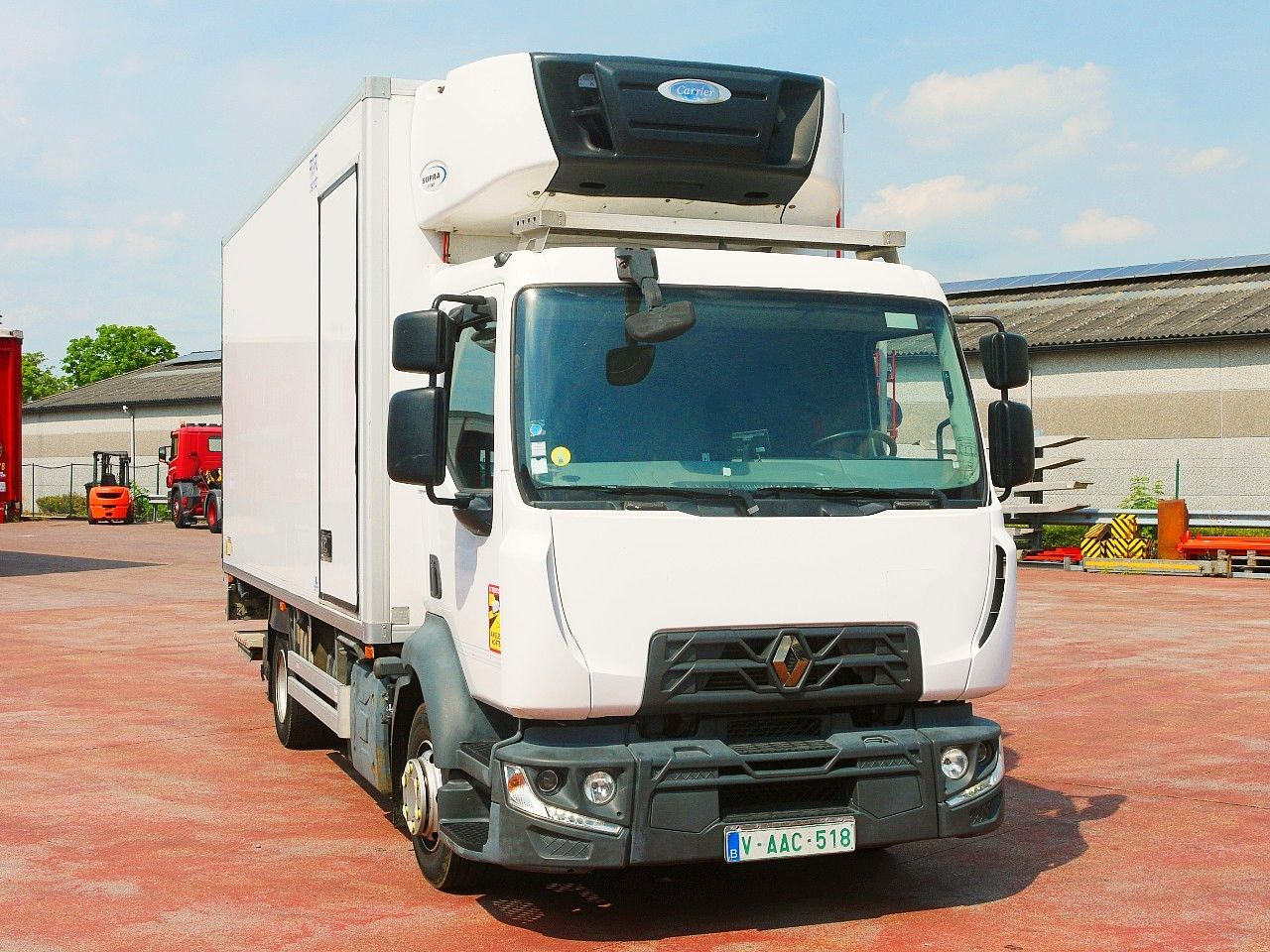Renault D 10.210 KUHLKOFFER CARRIER SUPRA 1150 MT - Camion frigorifique: photos 1 Renault D 10.210 KUHLKOFFER CARRIER SUPRA 1150 MT - Camion frigorifique: photos 1