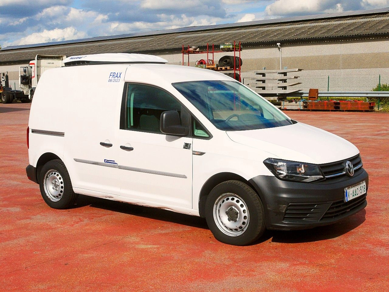 Volkswagen CADDY 2.0 KONVEKTA -2c A/C €6 - Véhicule utilitaire frigorifique: photos 2 Volkswagen CADDY 2.0 KONVEKTA -2c A/C €6 - Véhicule utilitaire frigorifique: photos 2