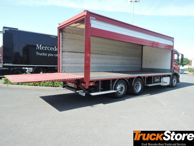 Mercedes-Benz Antos 2527 - Camion pour le transport de boissons: photos 2 Mercedes-Benz Antos 2527 - Camion pour le transport de boissons: photos 2