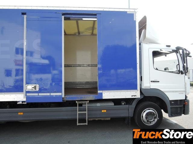 Mercedes-Benz Atego 1218 L - Camion fourgon: photos 2 Mercedes-Benz Atego 1218 L - Camion fourgon: photos 2