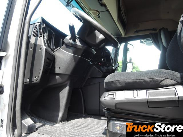 Tracteur routier Mercedes-Benz Actros 1843 LS: photos 6