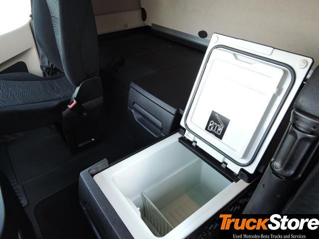 Tracteur routier Mercedes-Benz Actros 1843 LS: photos 9