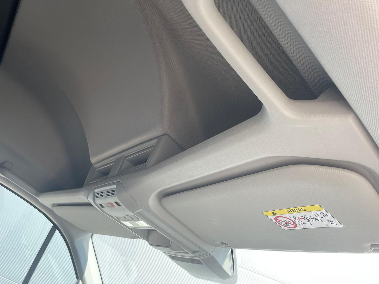 Voiture MAN TGE 3.160 Kasten L4H3 LED HECK AUTOM AHK TEMP: photos 27