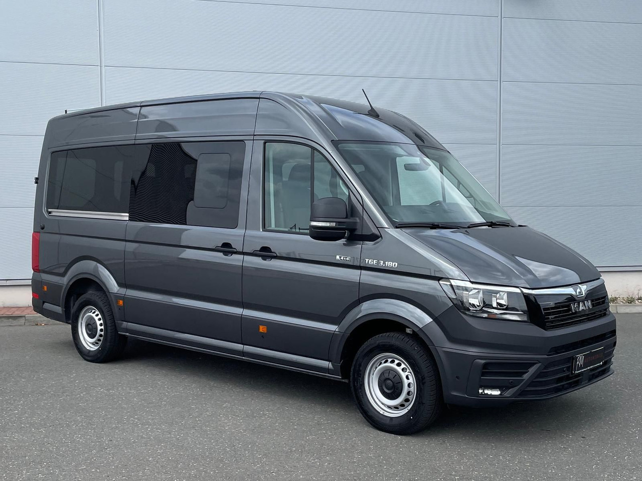 MAN TGE 3.180 Kombi L3H2 4x4 TEMPOMAT KAMERA 8-SITZE - Minibus, Transport de personnes: photos 2 MAN TGE 3.180 Kombi L3H2 4x4 TEMPOMAT KAMERA 8-SITZE - Minibus, Transport de personnes: photos 2