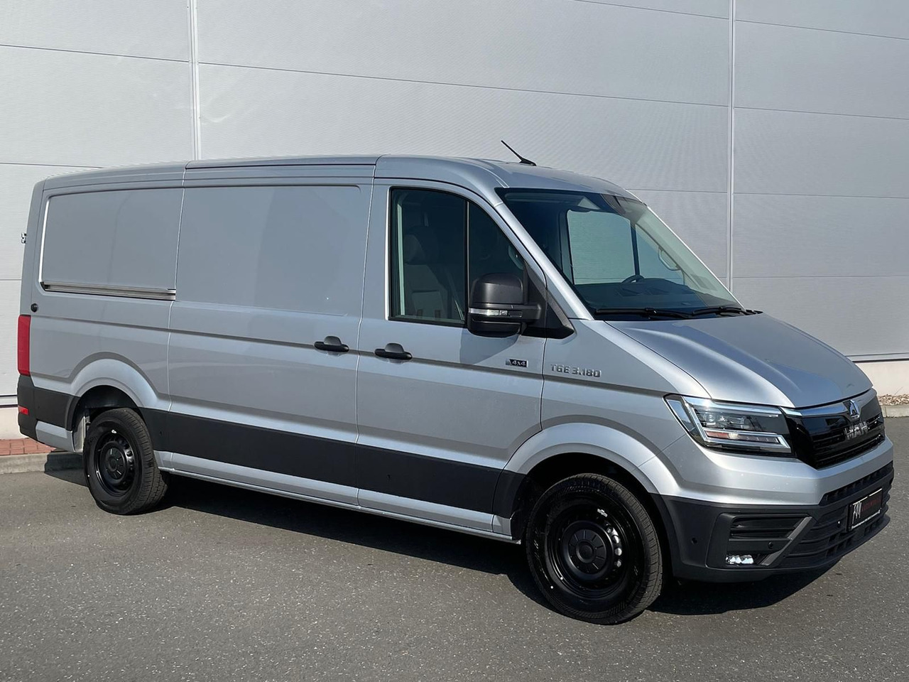 MAN TGE 3.180 L3H2 Kasten 4x4 AUTOM ACC NAV - Fourgon utilitaire: photos 2 MAN TGE 3.180 L3H2 Kasten 4x4 AUTOM ACC NAV - Fourgon utilitaire: photos 2