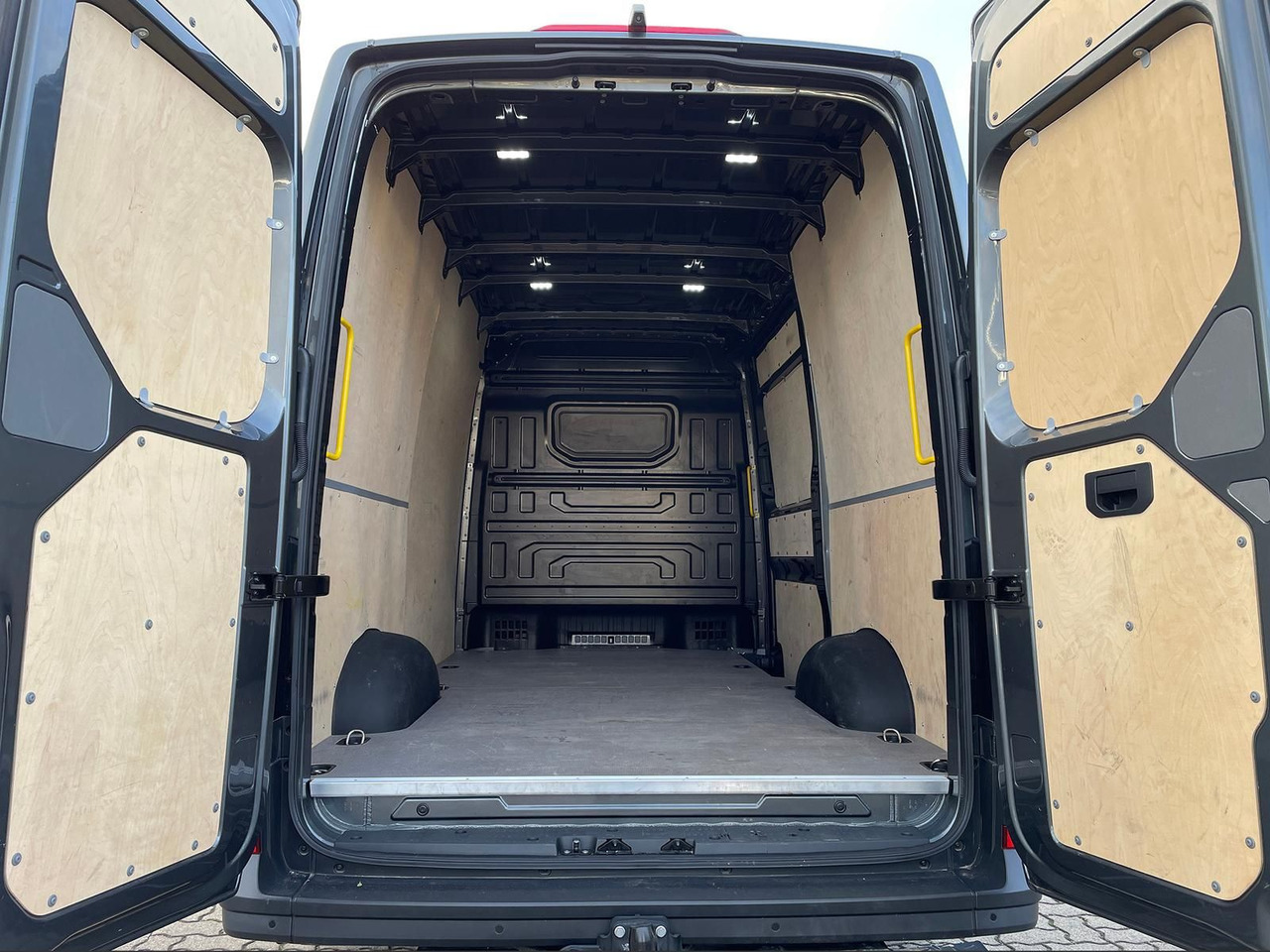 Fourgon utilitaire MAN TGE 3.180 L3H3 Kasten 4x4 DIFF AHK ACC STANDHZ: photos 11