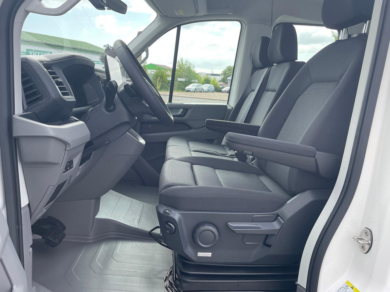 Voiture MAN TGE 3.180 Pritsche DOKA MR KAMERA AHK SITZHZ: photos 10 Voiture MAN TGE 3.180 Pritsche DOKA MR KAMERA AHK SITZHZ: photos 10