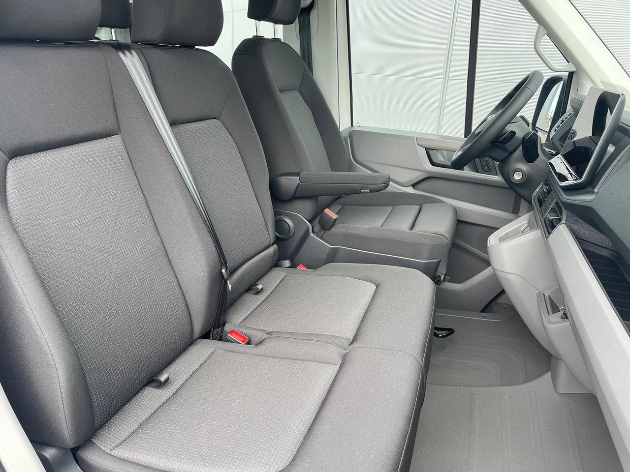 Voiture MAN TGE 3.180 Pritsche DOKA MR KAMERA AHK SITZHZ: photos 15 Voiture MAN TGE 3.180 Pritsche DOKA MR KAMERA AHK SITZHZ: photos 15