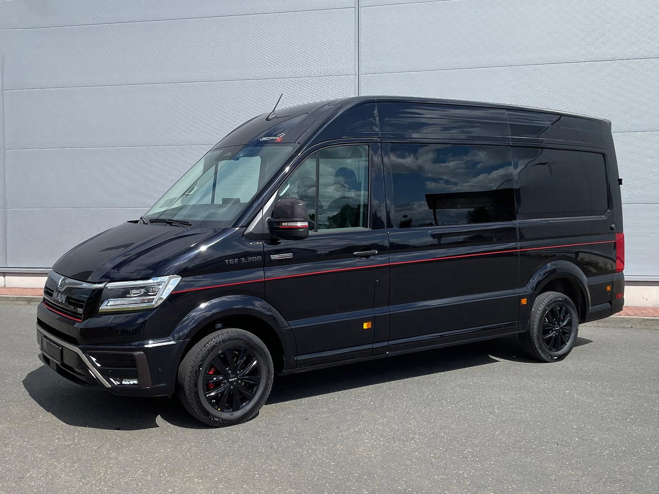 MAN TGE 3.200 L3H3 MIXTO 4x4 Individual S ACC STHZ - Fourgon utilitaire, Utilitaire double cabine: photos 1 MAN TGE 3.200 L3H3 MIXTO 4x4 Individual S ACC STHZ - Fourgon utilitaire, Utilitaire double cabine: photos 1