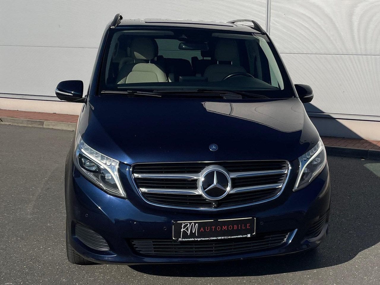 Mercedes-Benz V 250 d Avantgarde 360°KAMERA LED ALLRAD - Transport de personnes: photos 3 Mercedes-Benz V 250 d Avantgarde 360°KAMERA LED ALLRAD - Transport de personnes: photos 3
