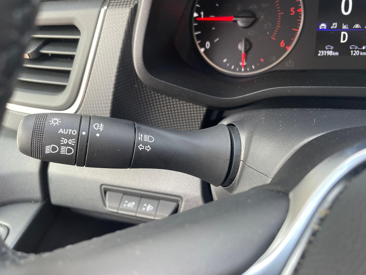 Fourgon utilitaire Renault Trafic Kasten RED EDITION L1H1 AHK LED DAB MFL: photos 29