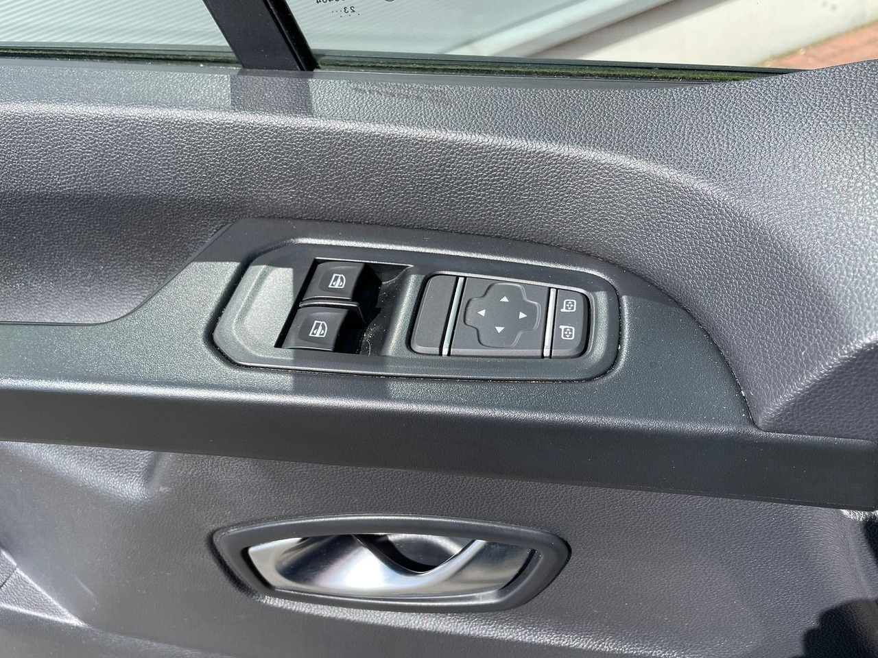 Fourgon utilitaire Renault Trafic Kasten RED EDITION L1H1 AHK LED DAB MFL: photos 36