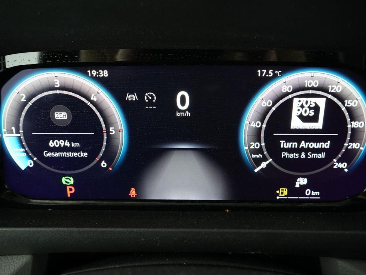 Volkswagen Crafter Kasten 35 L3H3 NAVI KLIMA DAB PDC - Transport de personnes: photos 5 Volkswagen Crafter Kasten 35 L3H3 NAVI KLIMA DAB PDC - Transport de personnes: photos 5