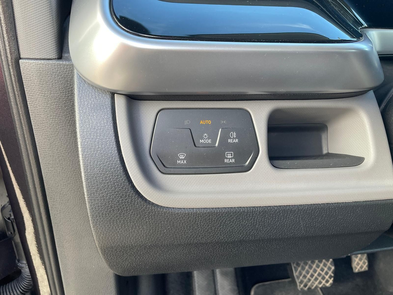 Transport de personnes, Utilitaire électrique Volkswagen ID.Buzz KW Fahrwerk LM Felgen KLIMA PDC ACC DAB: photos 36 Transport de personnes, Utilitaire électrique Volkswagen ID.Buzz KW Fahrwerk LM Felgen KLIMA PDC ACC DAB: photos 36