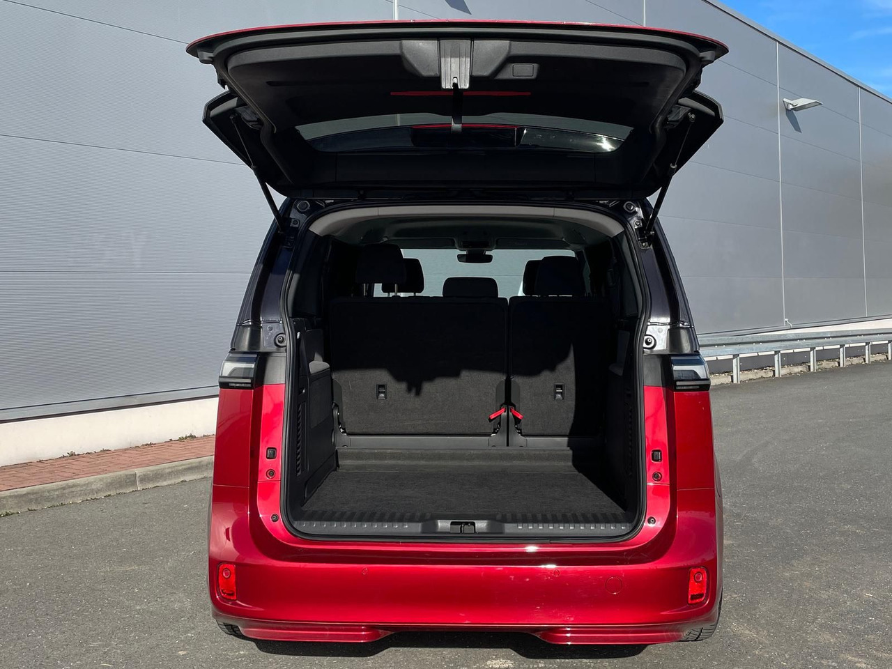 Transport de personnes, Utilitaire électrique Volkswagen ID.Buzz KW Fahrwerk LM Felgen KLIMA PDC ACC DAB: photos 10 Transport de personnes, Utilitaire électrique Volkswagen ID.Buzz KW Fahrwerk LM Felgen KLIMA PDC ACC DAB: photos 10