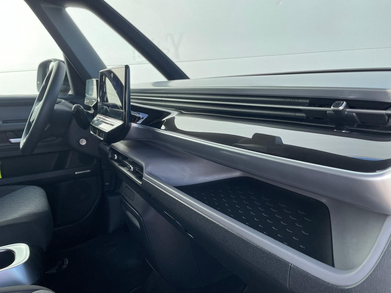 Transport de personnes, Utilitaire électrique Volkswagen ID.Buzz KW Fahrwerk LM Felgen KLIMA PDC ACC DAB: photos 18 Transport de personnes, Utilitaire électrique Volkswagen ID.Buzz KW Fahrwerk LM Felgen KLIMA PDC ACC DAB: photos 18