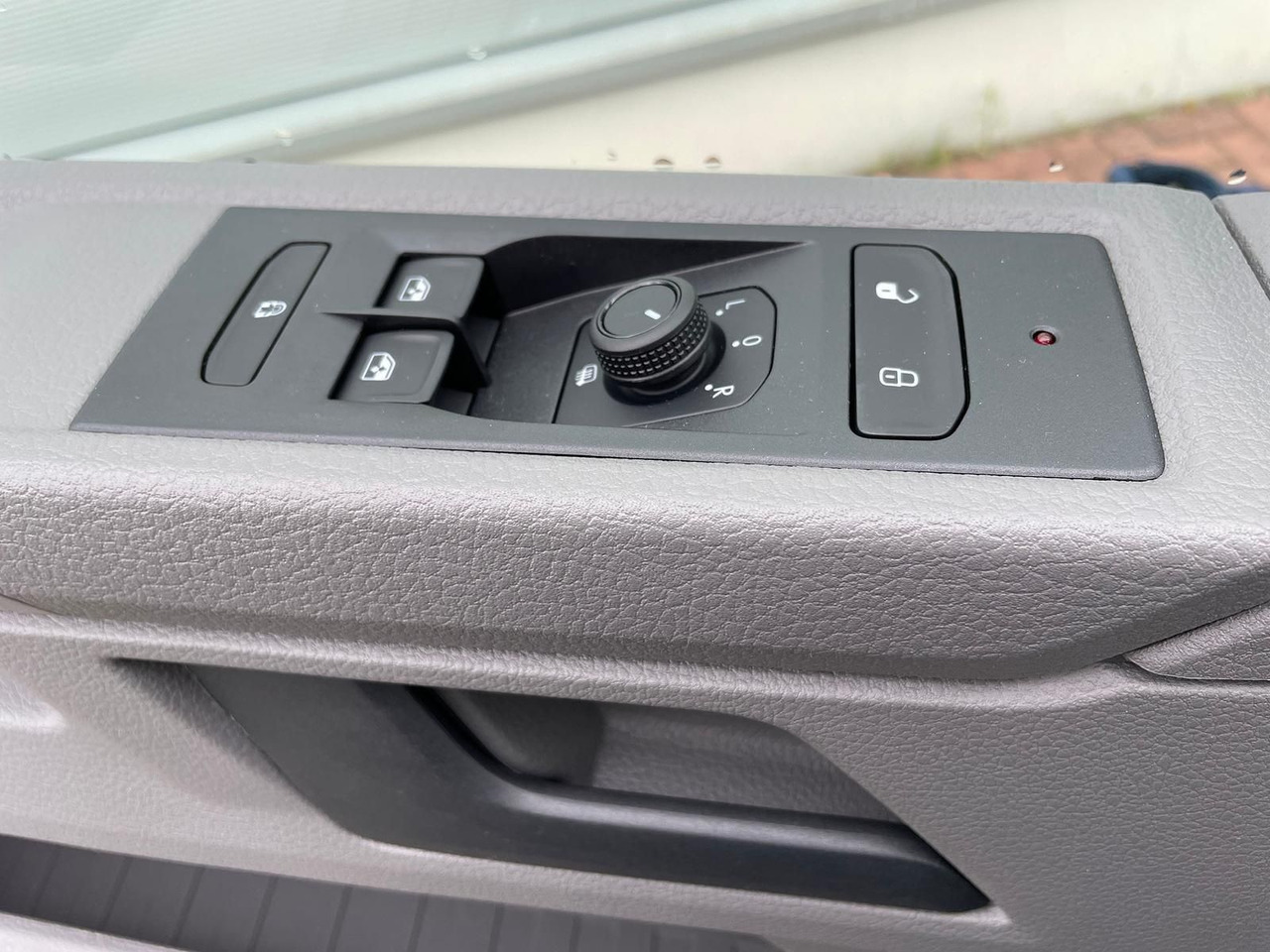 Transport de personnes Volkswagen T6.1 Transporter Mixto lang 4M MFL LED TEMPOMAT: photos 29 Transport de personnes Volkswagen T6.1 Transporter Mixto lang 4M MFL LED TEMPOMAT: photos 29