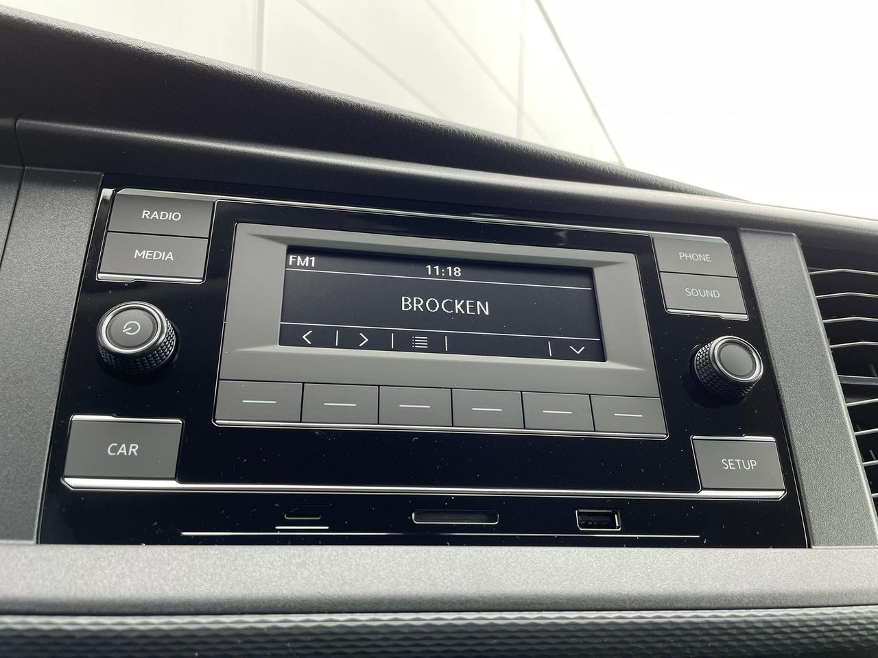 Transport de personnes Volkswagen T6.1 Transporter Mixto lang 4M MFL LED TEMPOMAT: photos 21 Transport de personnes Volkswagen T6.1 Transporter Mixto lang 4M MFL LED TEMPOMAT: photos 21