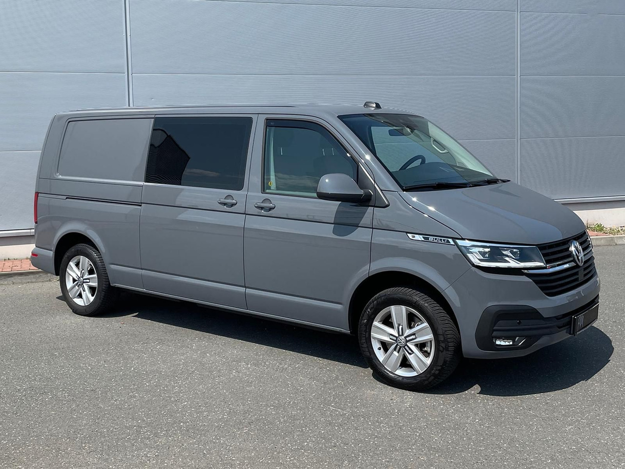 Volkswagen T6.1 Transporter lang 4M LED BEAR LOCK KAM DAB - Transport de personnes: photos 2 Volkswagen T6.1 Transporter lang 4M LED BEAR LOCK KAM DAB - Transport de personnes: photos 2