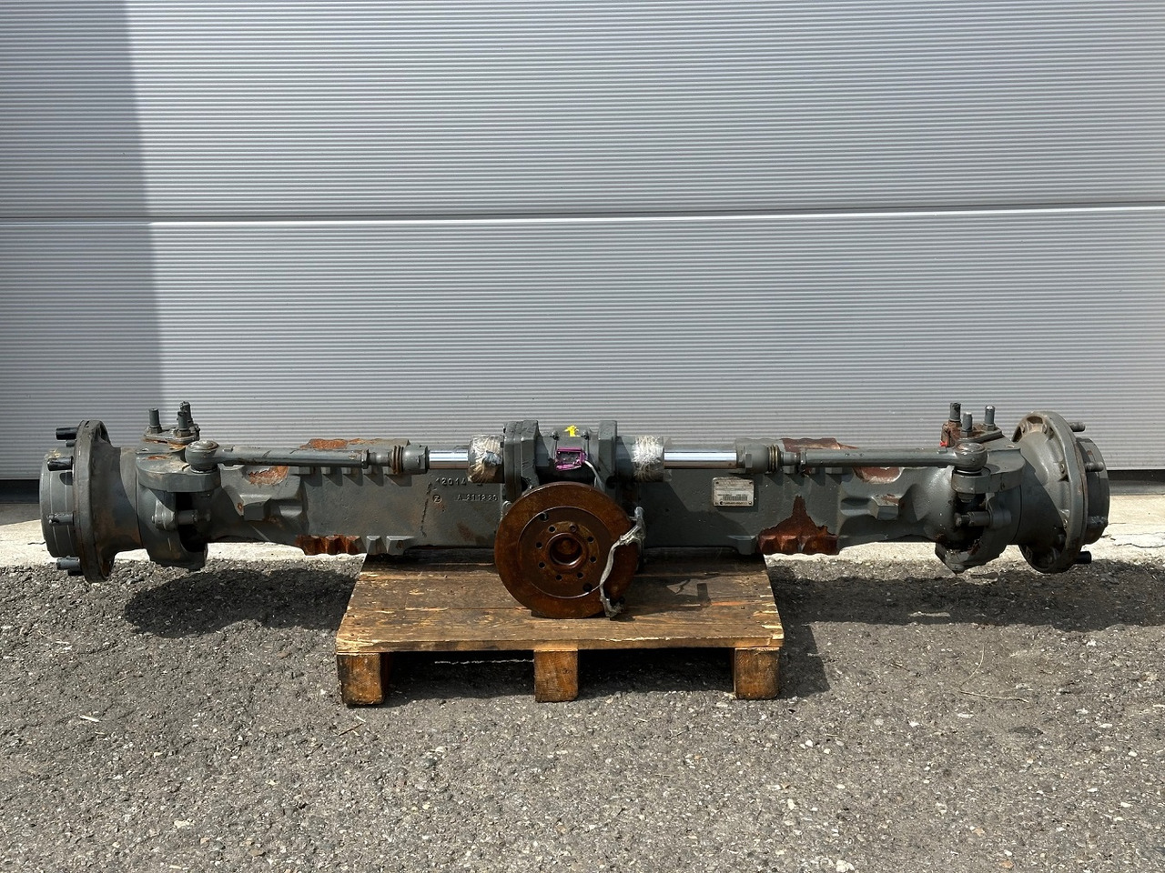 Cararro Vorderachse-Planetenachse Typ:26.25. Cararro No.550341. KramerNr.1000427786. Ratio:21.00/1. #1000522# - Essieu et pièces pour Chargeuse: photos 1 Cararro Vorderachse-Planetenachse Typ:26.25. Cararro No.550341. KramerNr.1000427786. Ratio:21.00/1. #1000522# - Essieu et pièces pour Chargeuse: photos 1