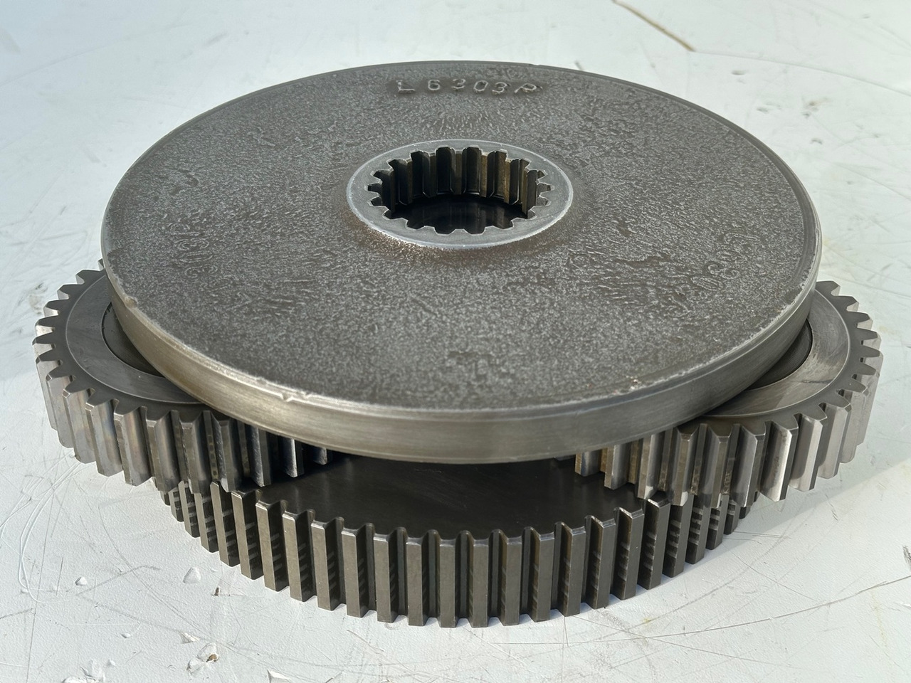 LIEBHERR Original Planetenträger ID-Nr.944171103 mit Planetenräder ID-Nr.944110603-ID-Nr.90201469 mit Lamellenträger ID-Nr.944112103. A900C,A944B,E942,LOS942,LOS944,P942,P944,R942,R944,R944B. #HRV# - Moteur de rotation pour Pelle: photos 5 LIEBHERR Original Planetenträger ID-Nr.944171103 mit Planetenräder ID-Nr.944110603-ID-Nr.90201469 mit Lamellenträger ID-Nr.944112103. A900C,A944B,E942,LOS942,LOS944,P942,P944,R942,R944,R944B. #HRV# - Moteur de rotation pour Pelle: photos 5