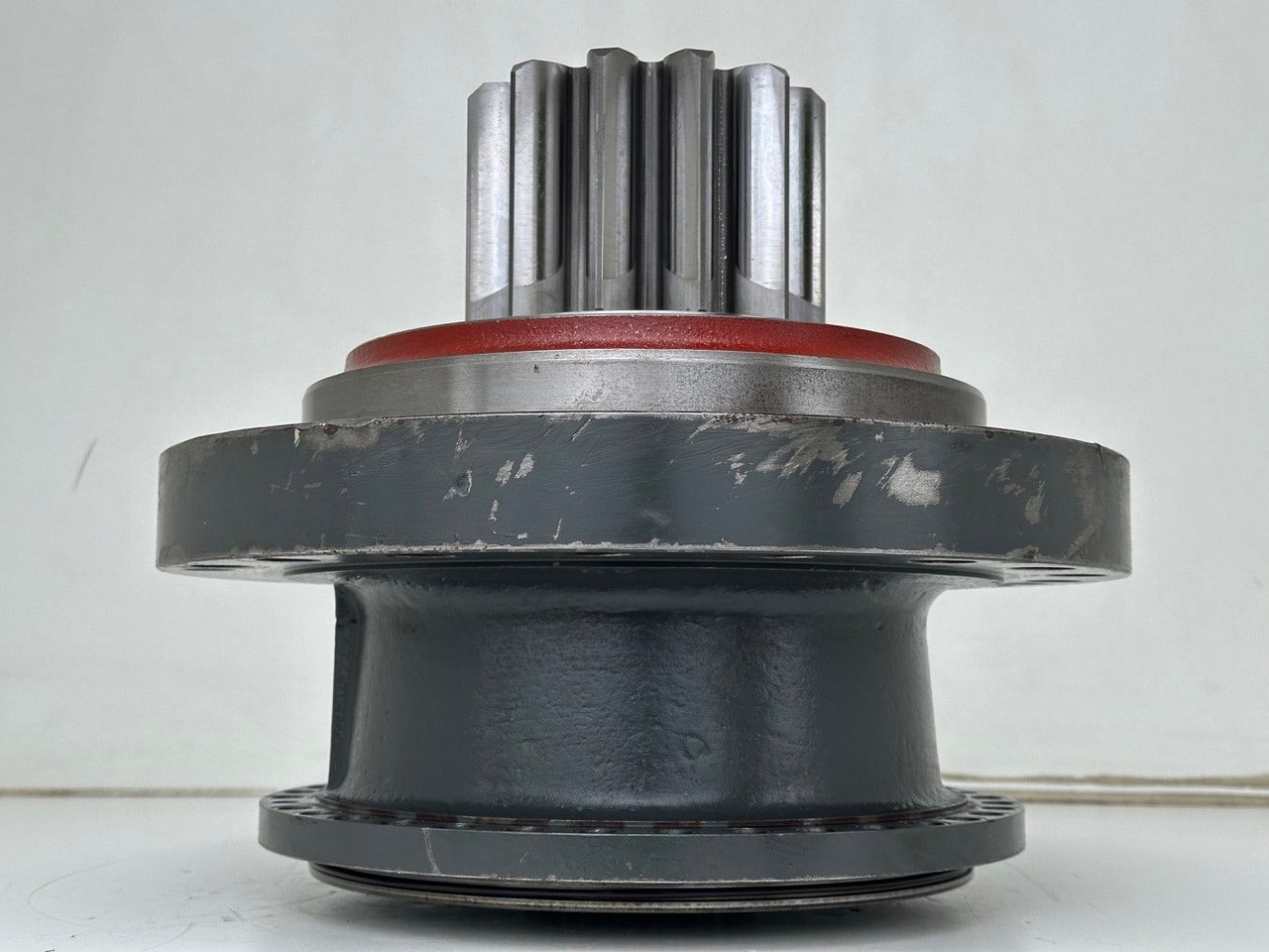 Liebherr Abtriebswellengehäuse ID-Nr.90018934 mit Abtriebswelle ID-Nr.90204999. SAT275/260 - SAT275/261 - SAT275/266 - SAT275/289. #0785#03478# - Transmission pour Engins de chantier: photos 5 Liebherr Abtriebswellengehäuse ID-Nr.90018934 mit Abtriebswelle ID-Nr.90204999. SAT275/260 - SAT275/261 - SAT275/266 - SAT275/289. #0785#03478# - Transmission pour Engins de chantier: photos 5