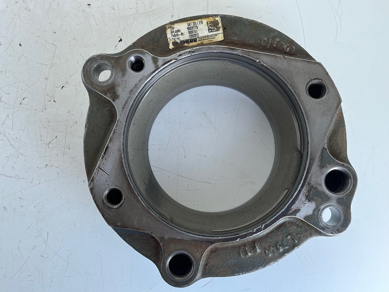 Liebherr Bremse ID-Nr.939700401. SAT225/218 - SAT225/228 - SAT225/229 - SAT225/230 - SAT225/240. A309,A311,A312,A314,A316,A900,A904,A918 COMP,P313,R313,R317,R900,P904,R904. #939700401.151# - Moteur de rotation pour Pelle: photos 3 Liebherr Bremse ID-Nr.939700401. SAT225/218 - SAT225/228 - SAT225/229 - SAT225/230 - SAT225/240. A309,A311,A312,A314,A316,A900,A904,A918 COMP,P313,R313,R317,R900,P904,R904. #939700401.151# - Moteur de rotation pour Pelle: photos 3