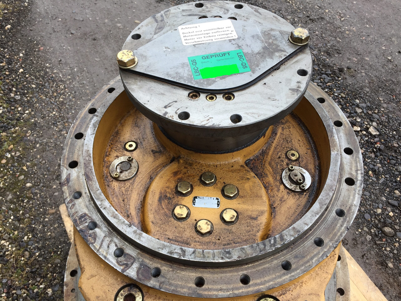 Liebherr Fahrantrieb Typ:FAT450E510. ID-Nr.933332201. LR634-992, LU755D-999. - Moteur de translation pour Chargeuse sur chenilles: photos 5 Liebherr Fahrantrieb Typ:FAT450E510. ID-Nr.933332201. LR634-992, LU755D-999. - Moteur de translation pour Chargeuse sur chenilles: photos 5