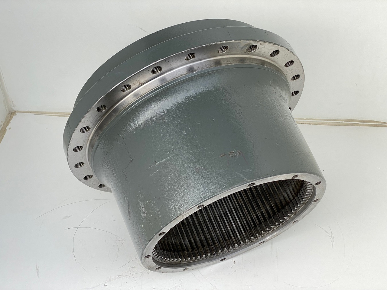 Liebherr Innenrad ID-Nr.90015181. FAT400P092 - FAT400P112. #IN17.02BC# - Moteur de translation pour Pelle sur chenille: photos 4 Liebherr Innenrad ID-Nr.90015181. FAT400P092 - FAT400P112. #IN17.02BC# - Moteur de translation pour Pelle sur chenille: photos 4