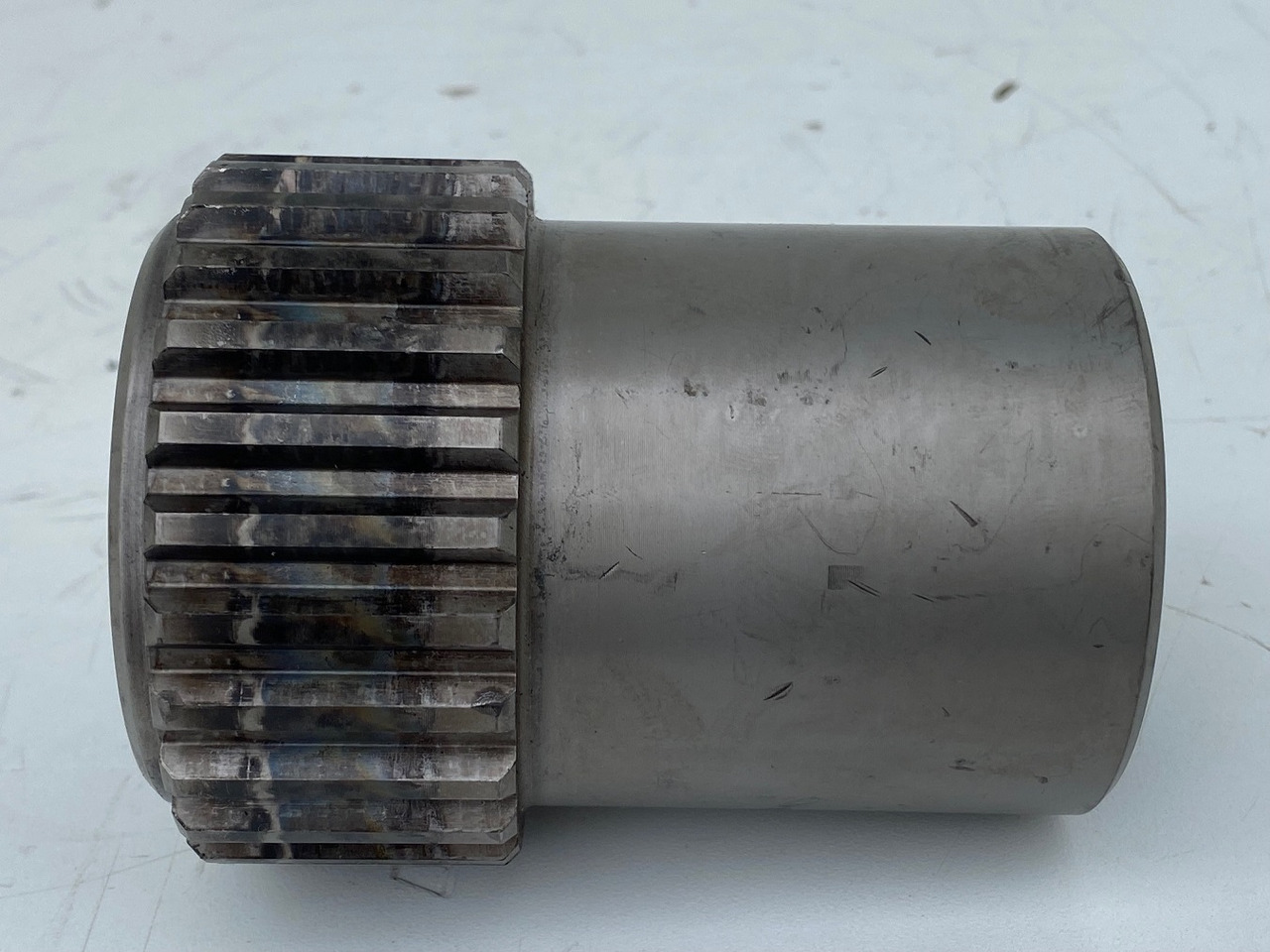 Liebherr Lamellenträger ID-Nr.9443704 - ID-Nr.944370403. FAT600, FAT600P067, FAT600P080. #LAM1005# - Moteur de translation pour Pelle sur chenille: photos 4 Liebherr Lamellenträger ID-Nr.9443704 - ID-Nr.944370403. FAT600, FAT600P067, FAT600P080. #LAM1005# - Moteur de translation pour Pelle sur chenille: photos 4