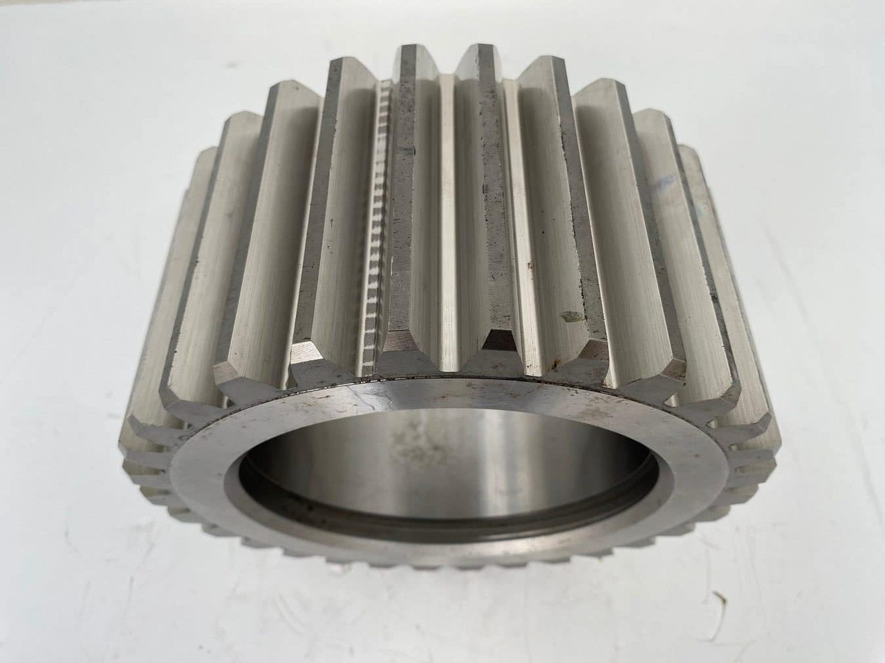 Liebherr Planetenrad ID-Nr.90002896 - ID-Nr.90011317. FAT600, FAT600/047, FAT600P067, FAT600P080, FAT600P090. - Moteur de translation pour Pelle: photos 5 Liebherr Planetenrad ID-Nr.90002896 - ID-Nr.90011317. FAT600, FAT600/047, FAT600P067, FAT600P080, FAT600P090. - Moteur de translation pour Pelle: photos 5