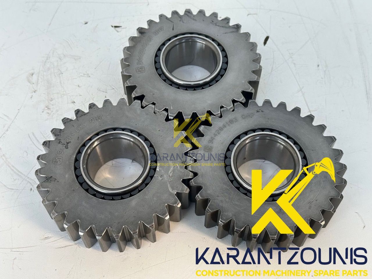 Liebherr Planetenrad ID-Nr.9442840 - ID-Nr.944284003. FAT350 - FAT350P022 - FAT350P059 - FAT350P062 - FAT350P068 - FAT350P079. LH22C, R313, R317, R900, R902, R904, R912, R914, R922, R924, R924 COMP. # - Moteur de translation pour Engins de chantier: photos 1 Liebherr Planetenrad ID-Nr.9442840 - ID-Nr.944284003. FAT350 - FAT350P022 - FAT350P059 - FAT350P062 - FAT350P068 - FAT350P079. LH22C, R313, R317, R900, R902, R904, R912, R914, R922, R924, R924 COMP. # - Moteur de translation pour Engins de chantier: photos 1