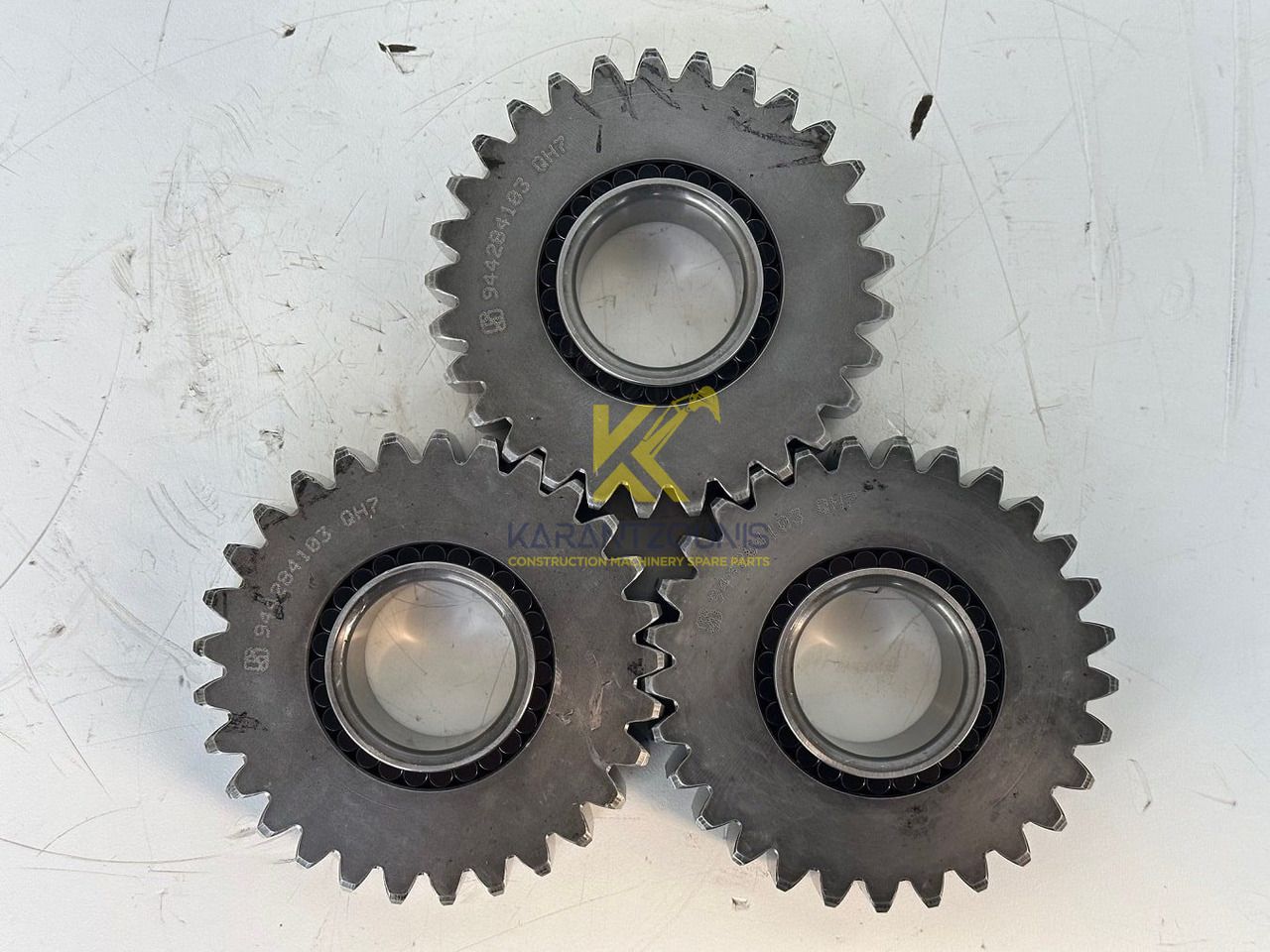Liebherr Planetenrad ID-Nr.9442840 - ID-Nr.944284003. FAT350 - FAT350P022 - FAT350P059 - FAT350P062 - FAT350P068 - FAT350P079. LH22C, R313, R317, R900, R902, R904, R912, R914, R922, R924, R924 COMP. # - Moteur de translation pour Engins de chantier: photos 3 Liebherr Planetenrad ID-Nr.9442840 - ID-Nr.944284003. FAT350 - FAT350P022 - FAT350P059 - FAT350P062 - FAT350P068 - FAT350P079. LH22C, R313, R317, R900, R902, R904, R912, R914, R922, R924, R924 COMP. # - Moteur de translation pour Engins de chantier: photos 3