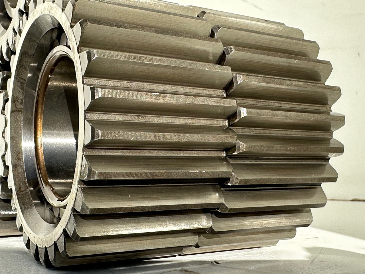 Moteur de translation pour Pelle sur chenille Liebherr Planetenrad ID-Nr.9443004 - ID-Nr.944300403.   FAT400-FAT400/018-FAT400P018-FAT400P063-FAT400P073-FAT400P092.  R934 IND,R906,R914,R916,R922,R924,R932,R934,R936,R942,R944.  #944300503.18.12#: photos 8